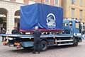 Polizia di Stato Teca auto della scorta di Falcone caricata sul Camion della Polizia di Stato a Reggio Emilia