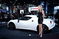 Alfa Romeo 4C nello stand del biscione al Salone di New York ha conquistare lattenzione di pubblico e della stampa