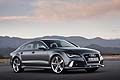 Gli interni della Audi RS 7 Sportback riprendono il design esterno. L'elemento principale  il wrap-around, una linea orizzonte situata sotto il parabrezza.