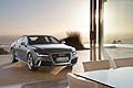 Secondo i dati ufficiali, la RS 7 Sportback scatta da 0 a 100 km/h in 3,9 secondi, mentre la velocit massima  limitata a 250 km/h, ma pu arrivare a 280 km/h e a 305 km/h con i due pacchetti optional Dynamic e Dynamic plus. 
