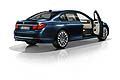 Lallestimento Edition Exclusive  disponibile per la berlina BMW Serie 7 e per la BMW Serie 7 con passo allungato.