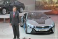Il responsabile delle vendite e marketing del BMW Group Ian Robertson ha illustrato, poi, i successi e le caratteristiche della BMW Serie 3 berlina, che nella sua sesta e nuova generazione offre dinamismo ed efficienza.
