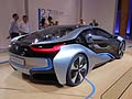 La BMW i8  una vettura 2+2 ibrida plug-in con il sistema di propulsione elettrica modificato della BMW i3 Concept, incassato sopra il lasse anteriore