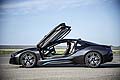 La BMW i8, che arriverà sul mercato nel 2014, combina le dinamiche di una vettura sportiva ad alte prestazioni con il consumo di carburante e le emissioni di CO2 di una citycar.