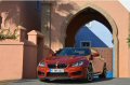 La BMW M6 Coup  dotata di un tetto a peso alleggerito dalla forma dinamica, realizzato in materiale sintetico rinforzato con fibra di carbonio..