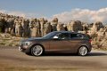 A partire dall'autunno del 2012, la BMW aggiorna la gamma dei modelli Serie 1 e Serie 3 per offrire ancora pi sportivit, versatilit ed efficienza con motorizzazioni attente ai consumi.