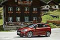 Lanteprima francese BMW Serie 2 Active Tourer combina labitabilit e il comfort con il tipico dinamismo, lo stile e leleganza del brand.