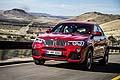 La nuova BMW X4 propone le tipiche caratteristiche della Serie X con leleganza sportiva di una vettura Coup, per un risultato di grande impatto emozionale.