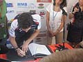 Bruno Senna che firma lalbum Trofeo Lorenzo Bandini 2012