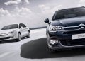 A bordo, la versione Exclusive di Citroen C5 propone un nuovo rivestimento pelle/tessuto e nuove finiture.