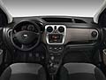 News Dacia Dokker 2012 interni con accessori moderni e tecnologici come il sistema multimediale Media Nav, composto da un grande touch screen 18 cm, equivalente a 7 pollici, navigatore, radio, connettivit e telefonia Bluetooth