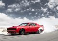 Nuova Dodge Chellenger SRT del 2015, con un motore da 6.2 litri HEMI Hellcat sovralimentato, produce 707 CV vapore