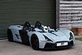 Vettura da corsa omologata per luso stradale la Elemental RP1  una sportiva a cielo aperto con motore centrale, che fonde attitudini da strada con tecnologie che attingono direttamente dal mondo delle competizioni. 