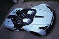Ideata, progettata e costruita da un team con esperienza decennale nel settore della Formula Uno e delle Supercar, Elemetal RP1 porta il concetto di una vettura street legal nel 21esimo secolo.