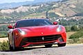 New Ferrari F12 berlinetta dettaglio anteriore vettura