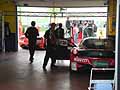 Ferrari in area paddock nella scuderia Rossocorsa al Ferrari Challenge di Vallelunga