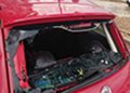 Fiat colpita dalla forte grandinata, distrutto il vetro posteriore nei pressi del Centro Commerciale di Casammassima ex Auchan