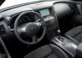 Il motore V8 da 5 litri, dotato di sistema VVEL (VVEL, Variable Valve Event and Lift: variazione continua dell'apertura e alzata delle valvole), garantisce potenza e massima efficienza.