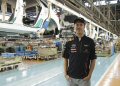 La vettura raggiunge una velocit autolimitata di 250 km/h e accelera da 0 a 100 km/h in 5,6 secondi.
