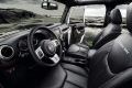 Per un comfort ancora pi elevato, la nuova Jeep Wrangler Rubicon X presenta sedili anteriori riscaldabili e il sistema multimediale di intrattenimento e navigazione satellitare UConnect GPS con schermo touchscreen da 6,5 pollici.