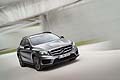 Con la nuova GLA, Mercedes-Benz introduce un nuovo modello nella famiglia dei propri SUV, reinterpretando Sport Utility Vehicle in un modo nuovo e moderno.