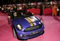 Red carpet e tanto glamour per la special edition Mini Life Ball, guest star al celebre evento di beneficenza organizzato per aiutare i malati di HIV.
