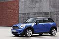 La MINI Cooper Countryman ALL4 consuma nel ciclo medio 6,9 litri (cambio automatico: 7,5 litri) per 100 km ed emette 160 g/km di CO2.