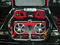My Special Car Show tuning sound cars Elaborare con poderosi subwoofer nel cofano posteriore e luci a fibra ottica