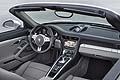 La Porsche 911 Turbo Cabriolet viene offerta al prezzo di listino pari a 178.356 euro, che salgono fino a quota 212.478 euro per la variante Turbo S. 