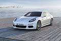 Porsche Panamera S e-Hybrid anteprima mondiale al Salone di Shanghai 2013