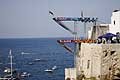 Tuffi ad alta quota da 27m a Polignano a Mare (Bari) per il Red Bull Cliff Diving 2017