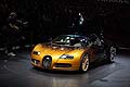 La splendida ed esclusiva Bugatti Veyron Grand Sport Venet  uno speciale allestimento creato dallartista francese Bernard Venet.