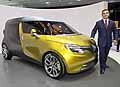 Renault Frendzy Concept al Francoforte Motor Show con Carlos Ghosn