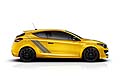 La sinergia tra Renault Sport e Akrapovič, leader nella produzione di scarichi per moto e sport automobilistico, ha consentito di sviluppare una linea di scarico in titanio.