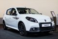 Nello stand dedicato trovano spazio tutte le novit del ricco catalogo Renault, con uno sguardo mirato alla nuova Clio e alla sportiva Fluence GT.