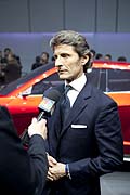 Stephan Winkelmann Ceo Lamborghini presenta la Lamborghini Urus