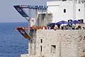 Tuffo dal trampolino femminile al Red Bull Cliff Diving World Series 2017 a Polignano a Mare