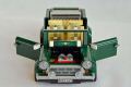 Il kit LEGO della Mini classica  raccomandato agli over 16, che potranno cos realizzare il sogno di ricostruire la propria Mini senza attrezzi.