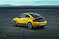 Grazie al motore 210 CV, l’inedita Volkswagen Beetle GSR scatta da 0 a 100 km/h in 7,3 secondi e raggiunge la velocità massima di 229 km/h.
