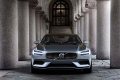 Il sistema di propulsione  ibrido plug-in alimentato a benzina , nel solco della strategia di Volvo, che punta allutilizzo dellelettrificazione nei nuovi potenti motori a quattro cilindri Drive-E.