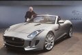 Saranno 3 le versioni disponibili: Jaguar F-TYPE, F-TYPE S e F-TYPE V8 S, equipaggiati rispettivamente con il nuovo motore Jaguar 3.0 litri V6 sovralimentato a benzina da 340 e 380 CV e per il Top di gamma il 5.0 l V8 sovralimentato a benzina da 495 CV