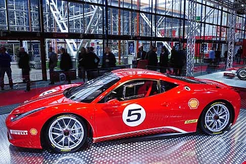 Ferrari - Prima Montiale della Ferrari 458 Challenge erede della 458 Italia