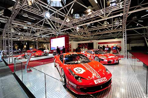 Ferrari - Ferrari al Motorshow di Bologna - Anteprima mondiale 458 Challenge