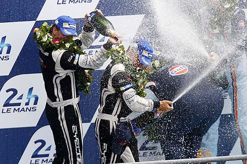 Audi - Il terzo posto ottenuto dalla Toyota n 8, guidata da Davidson, Lapierre e Buemi, rappresenta una magra consolazione, dopo che la vittoria appariva sempre pi vicina.
