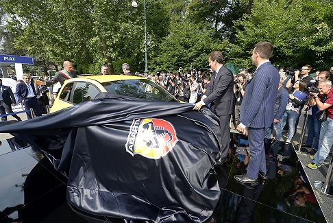 Abath - Abarth 595 in anteprima allinaugurazione del Salone dellauto di Torino 2016