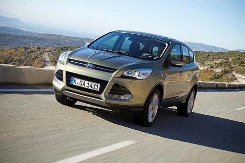 Ford - Ford Kuga MY 2013 con capacit di carico totale a sedili abbassati  ora pari a 1928 litri