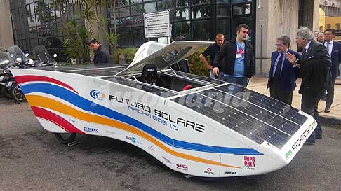 Prototipo solare - Archimede Solar Car 1.0 auto elettrica solare