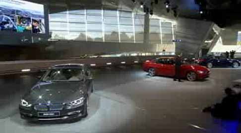 BMW - Prima mondiale della BMW Serie 3 nello palazzo di BMW Group SpA a Monaco di Baviera