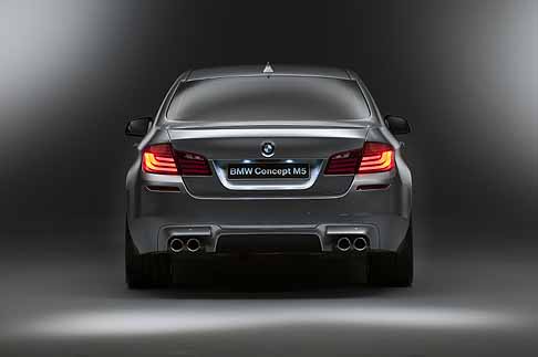 BMW - BMW M5 prototipo posteriore vettura