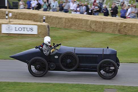 Cronoscalata di auto storiche - Benz 200 Hornsted at the Goodwood Festival of Speed 2015